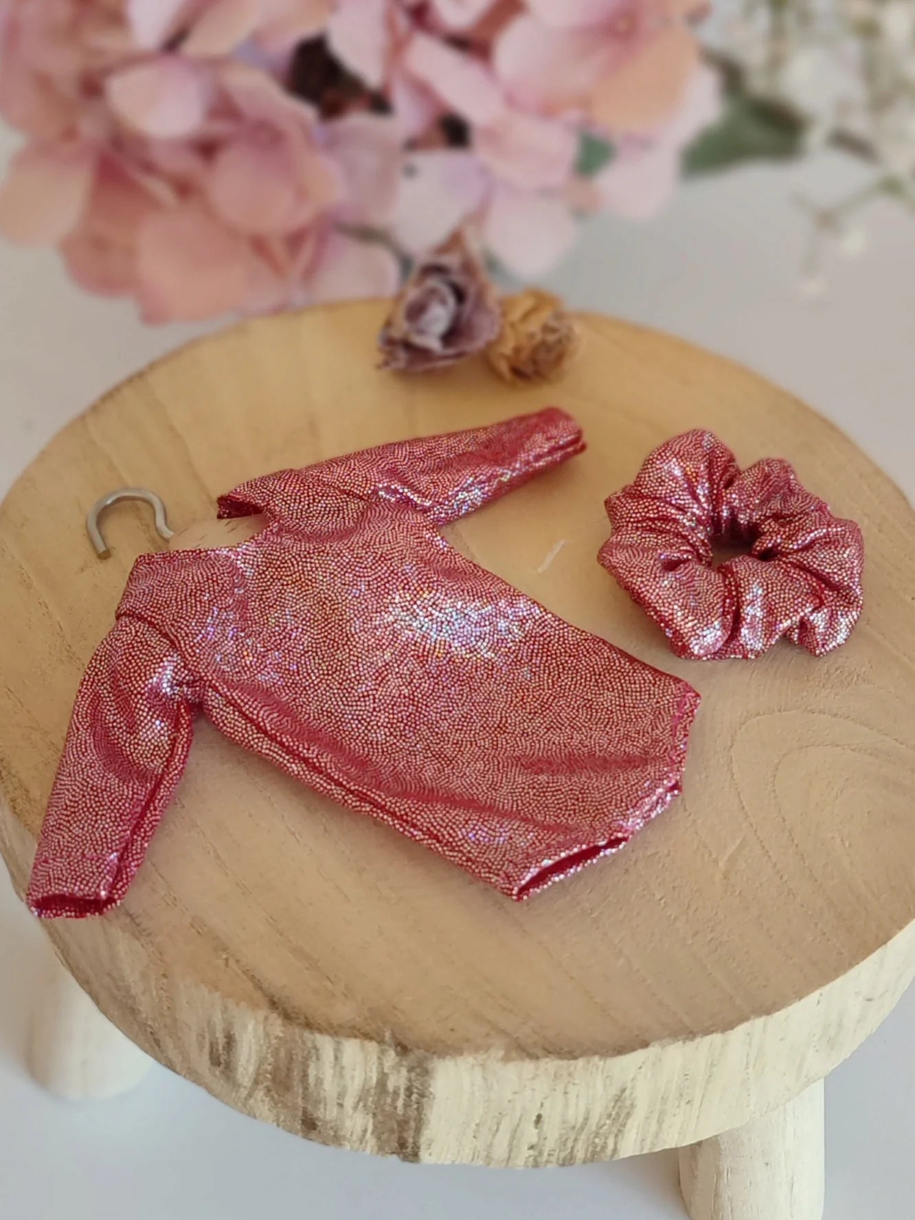 Kit de Perchero + 7 colores de Maillots y Coleteros a tu elección + Regalo 7 Perchas