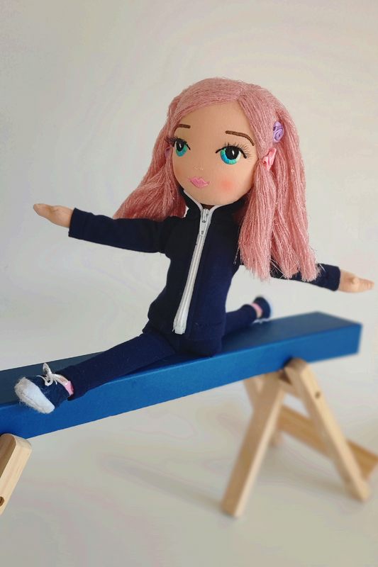 Muñeca Gimnasta: Pelo Rosa