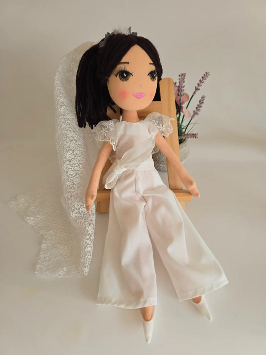 Muñeca de comunion con mono