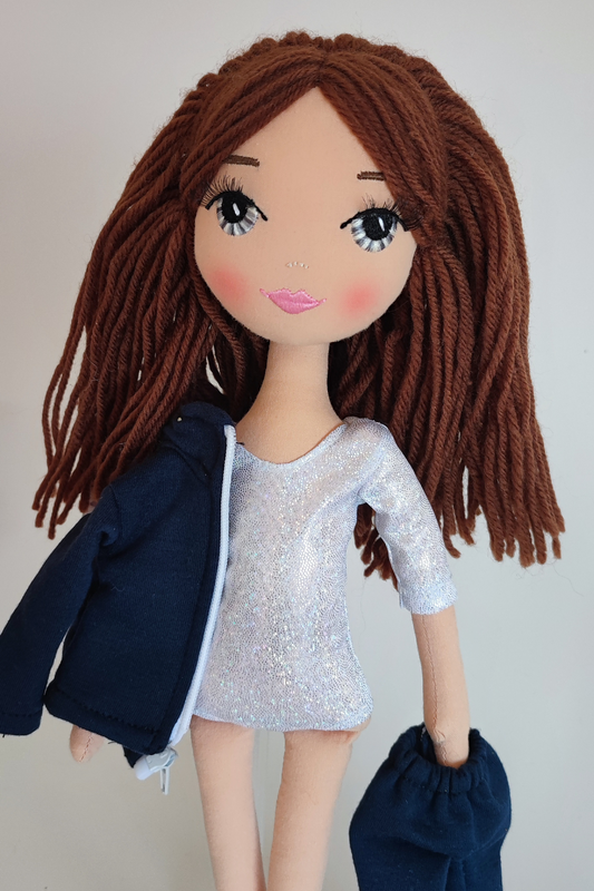 Muñeca Gimnasta: Pelo Castaño Claro