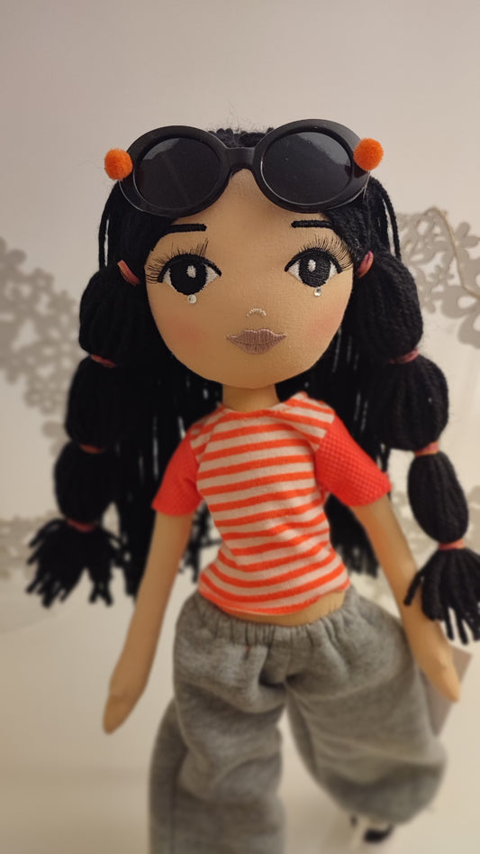 muneca Summer closeup