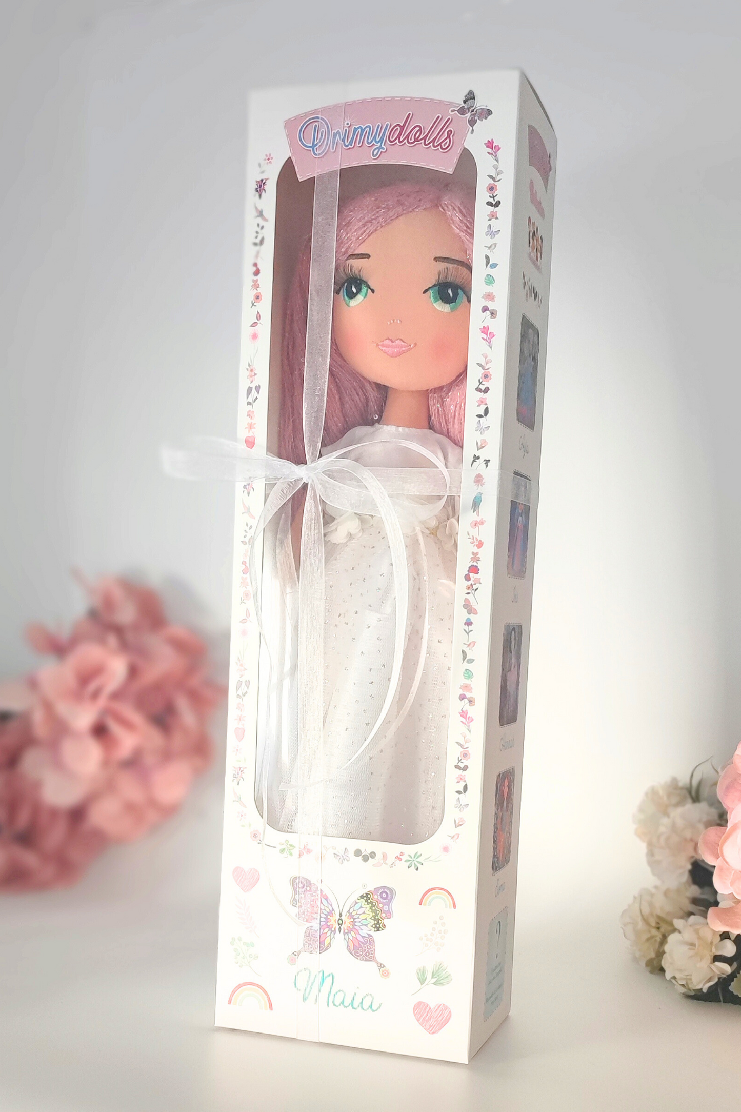 Muñeca de comunión Maia blanco y dorado