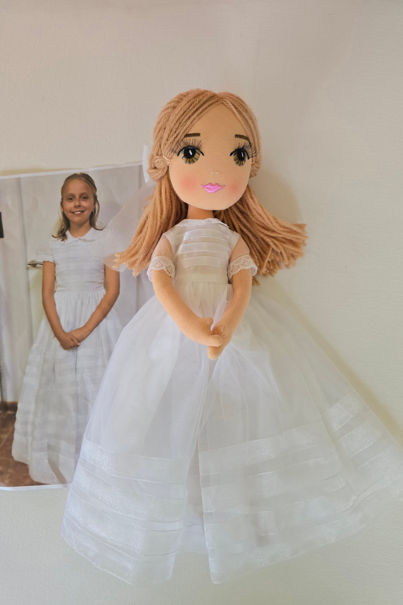 Muñeca de comunión personalizada