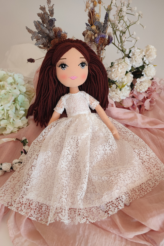 Elige tu Muñeca de Comunión con el Vestido Azahar