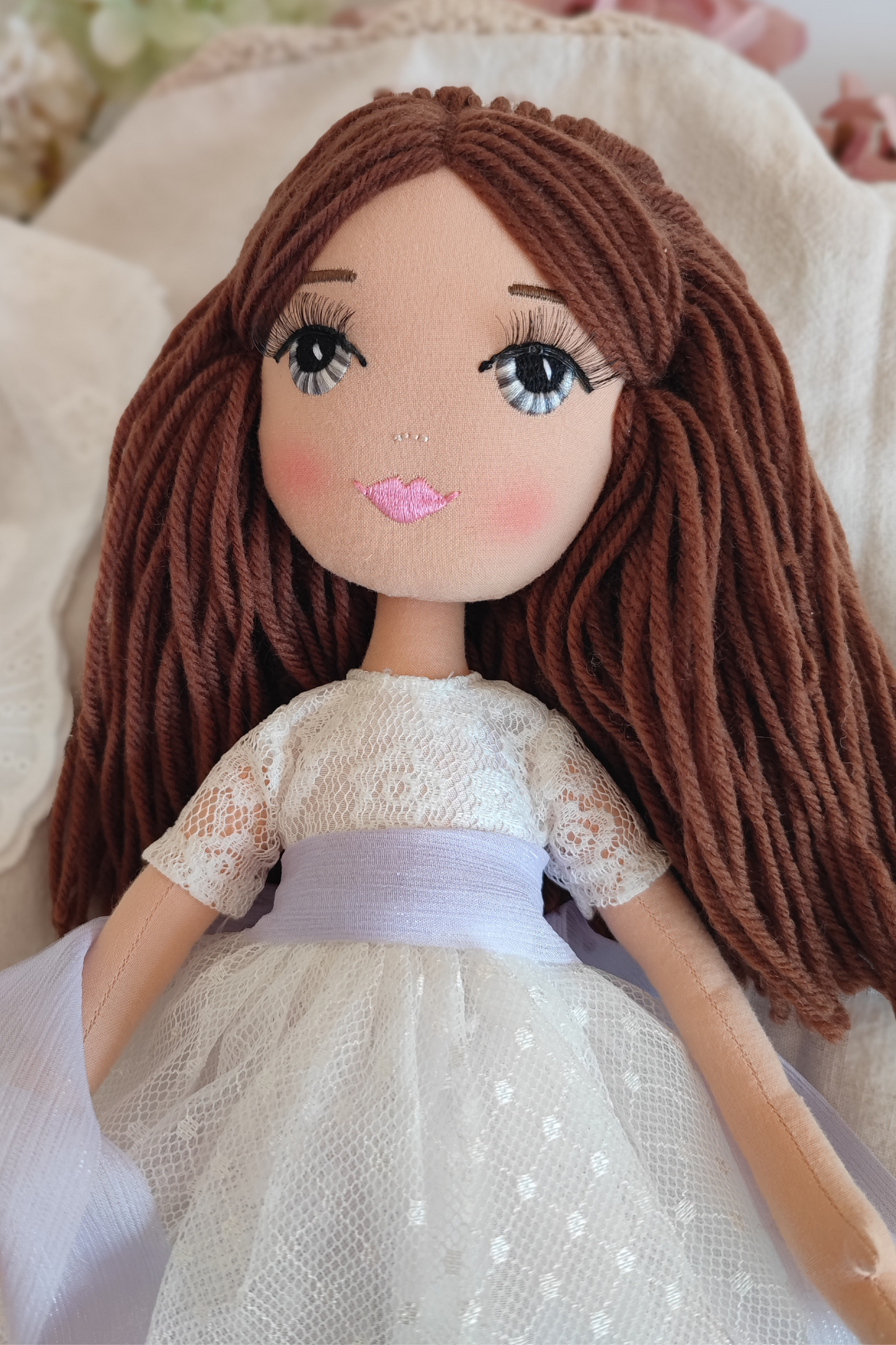 Elige tu Muñeca de Comunión con el Vestido Dalia