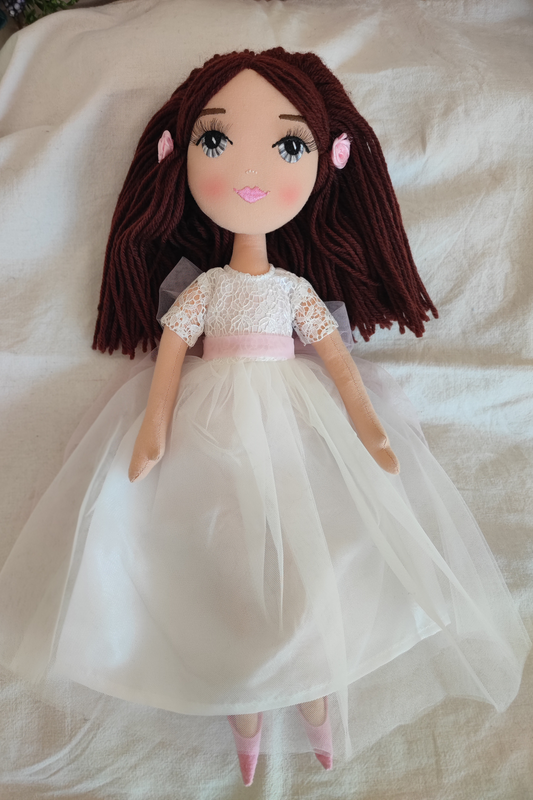 Elige tu Muñeca de Comunión con el Vestido Hoja