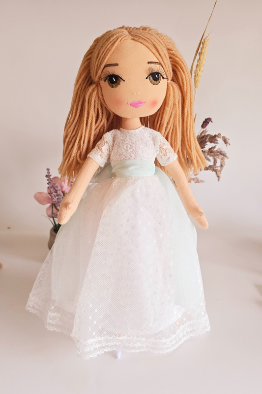 Elige tu Muñeca de Comunión con el Vestido Dalia