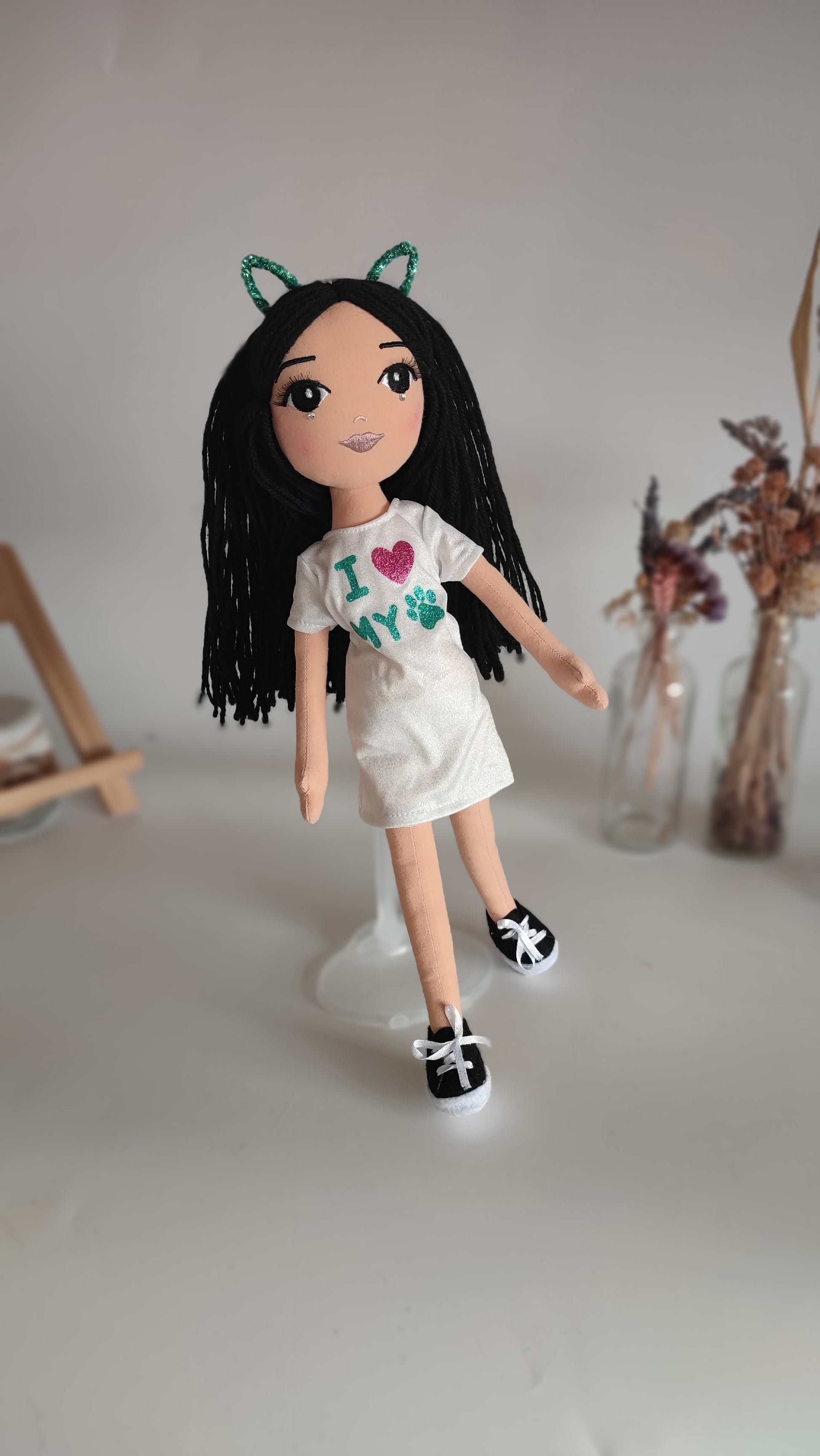 Muneca I love my pet closeup