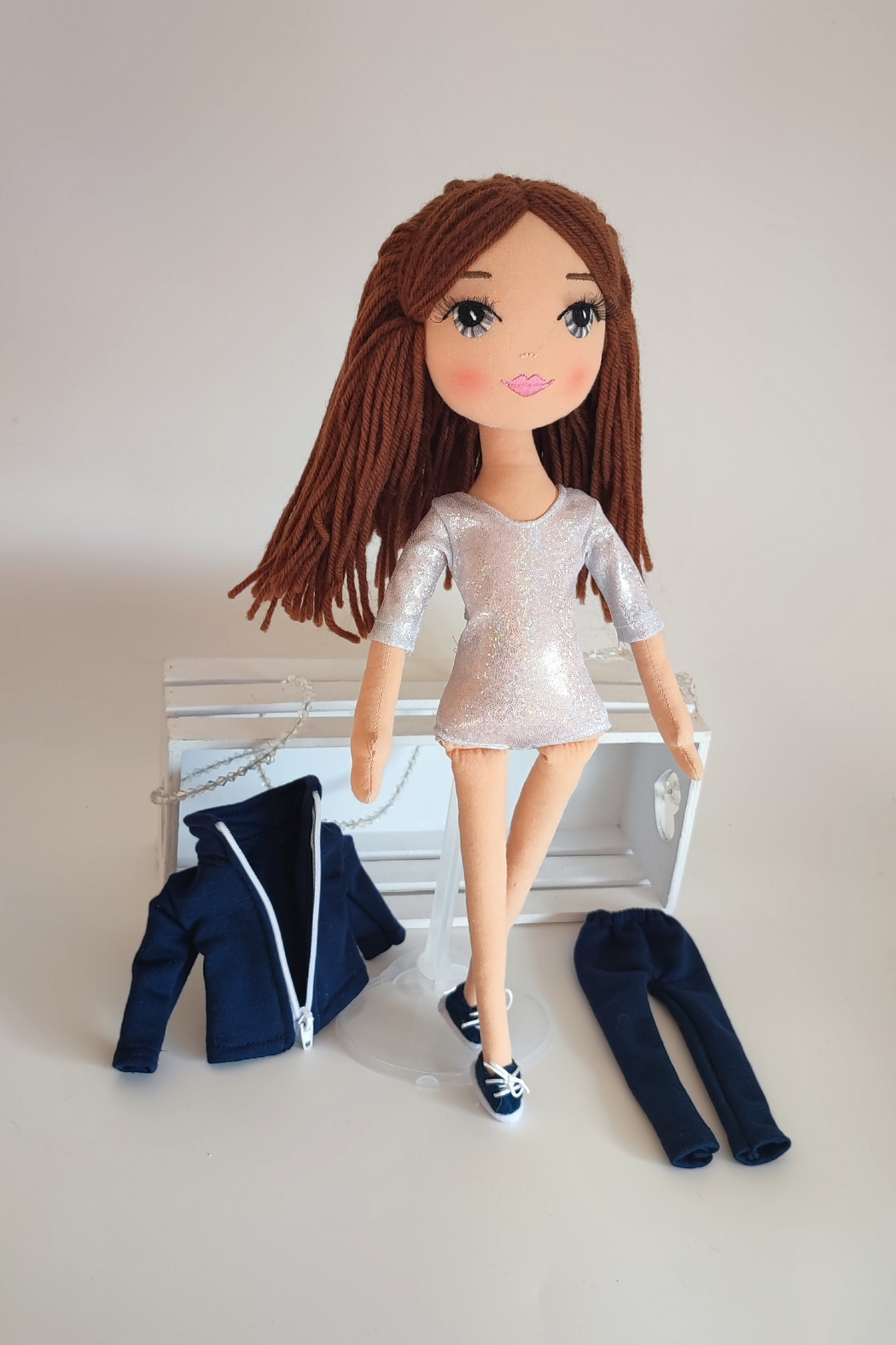 Muñeca Gimnasta: Pelo Castaño Claro