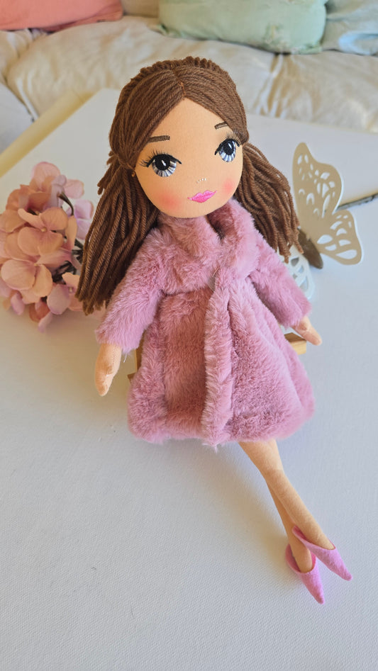 muneca_con_abrigo_rosa