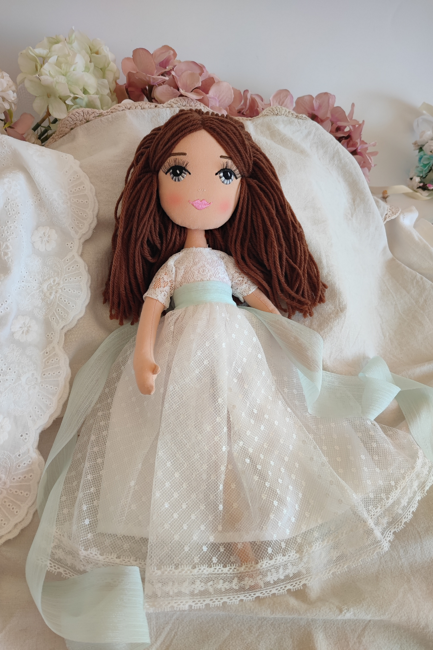Elige tu Muñeca de Comunión con el Vestido Dalia