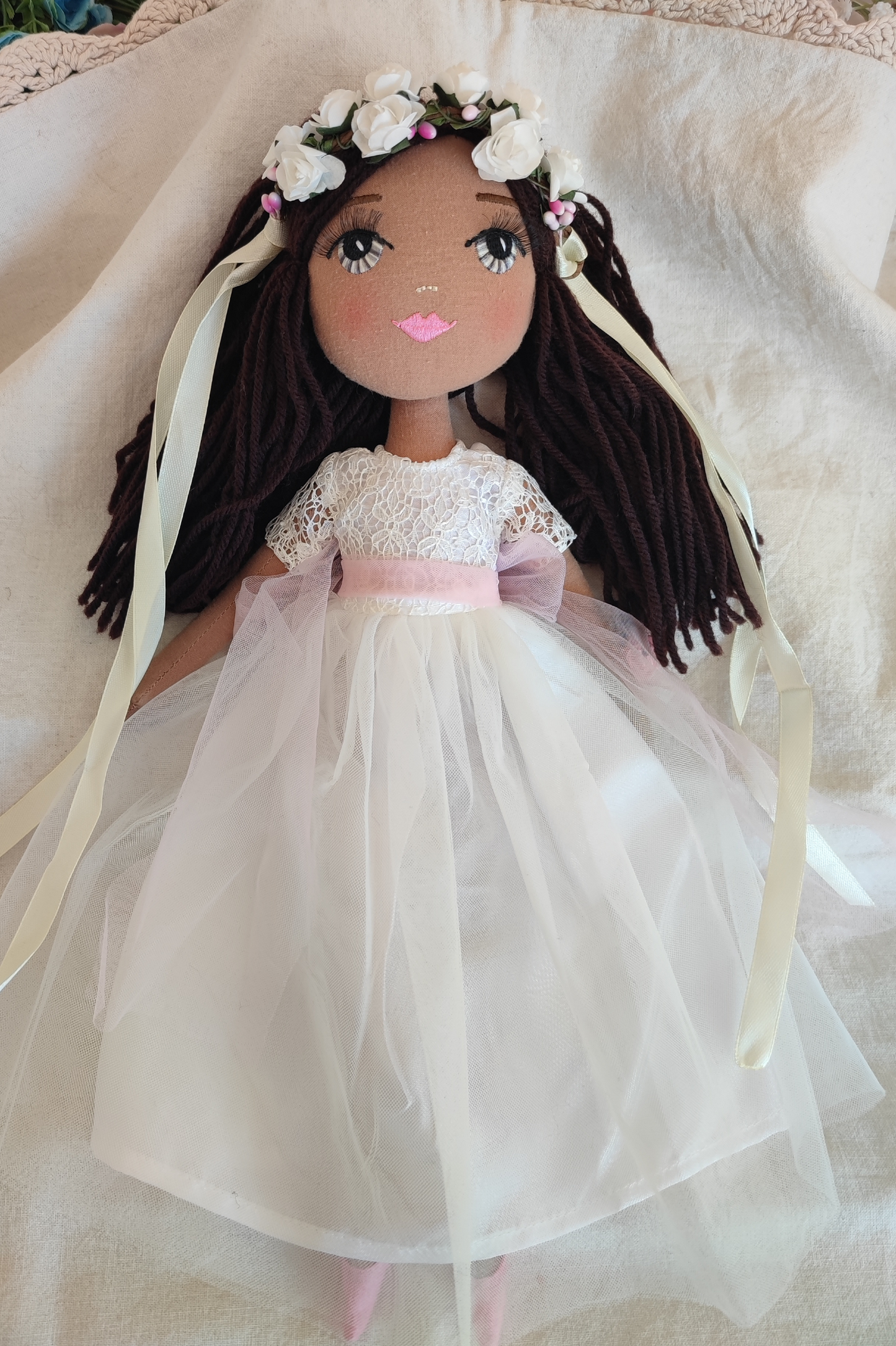Elige tu Muñeca de Comunión con el Vestido Hoja