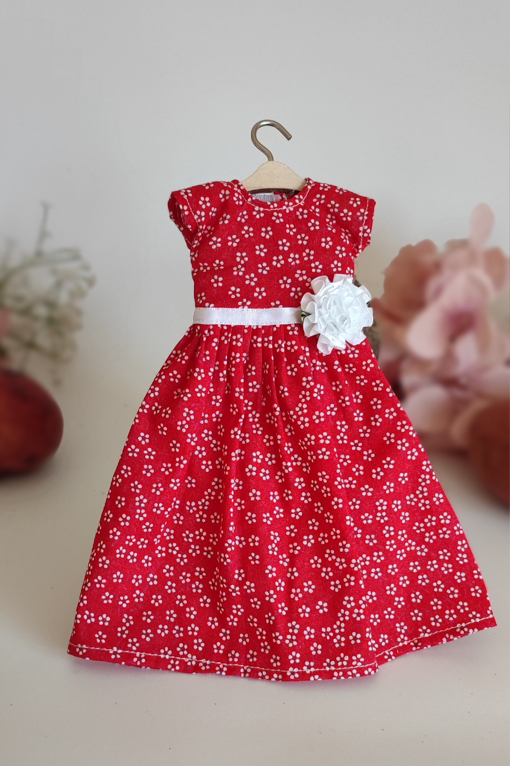 Vestido de muñeca Provenza rojo Drimydolls